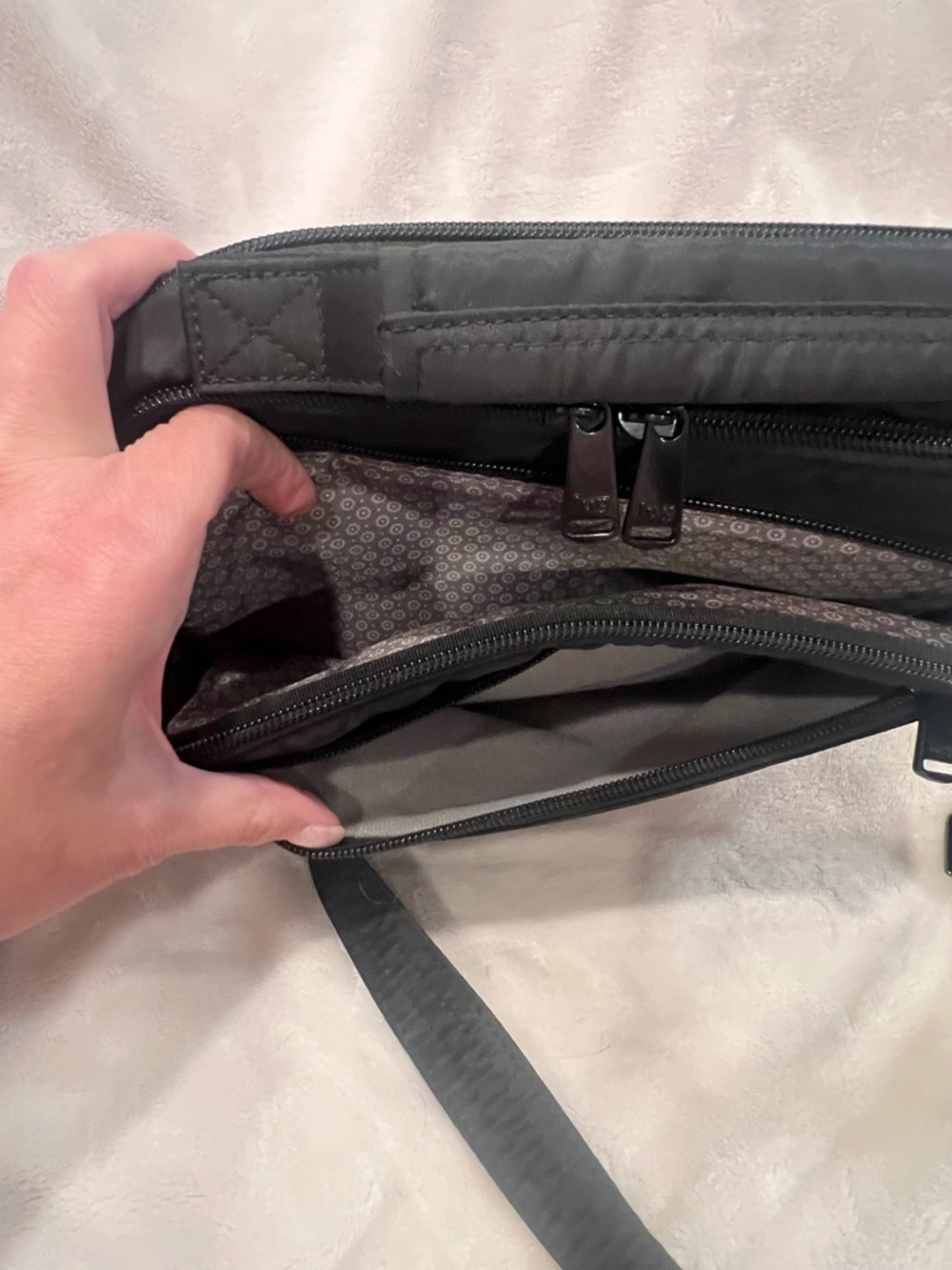 lug Black Scoop Crossbody Bag with Multiple Pockets - Picture 6 of 7